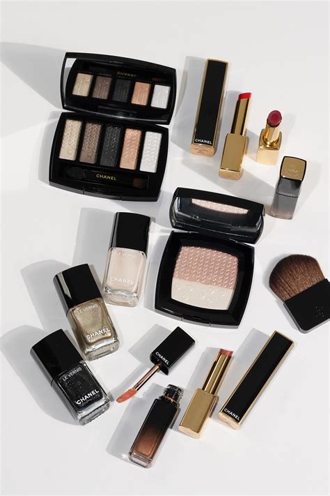 chanel xmas makeup 2015|Chanel holiday gift guide.